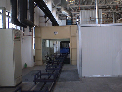 干式噴漆室的漆霧處理裝置的工作流程。